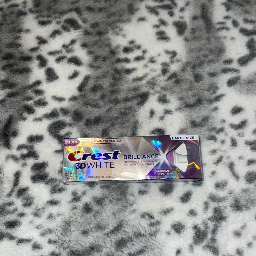 Crest 3D white toothpaste